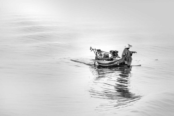 Tranquility at Sea: Minimalist Seascape Photography by Frank Zschieschang