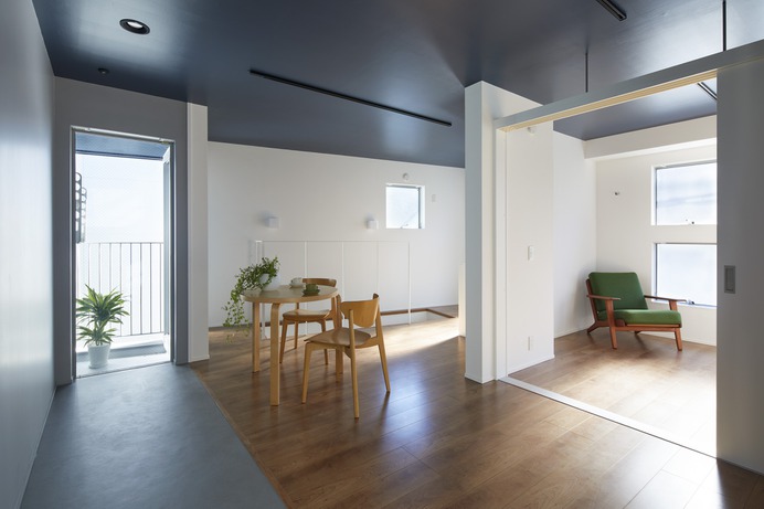E-2 by naf architect & design inc