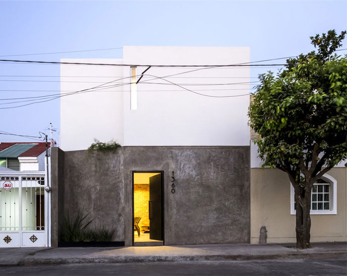 Casa Foraste – An Urban Home in Guadalajara - InteriorZine #architecture #house #home #decor