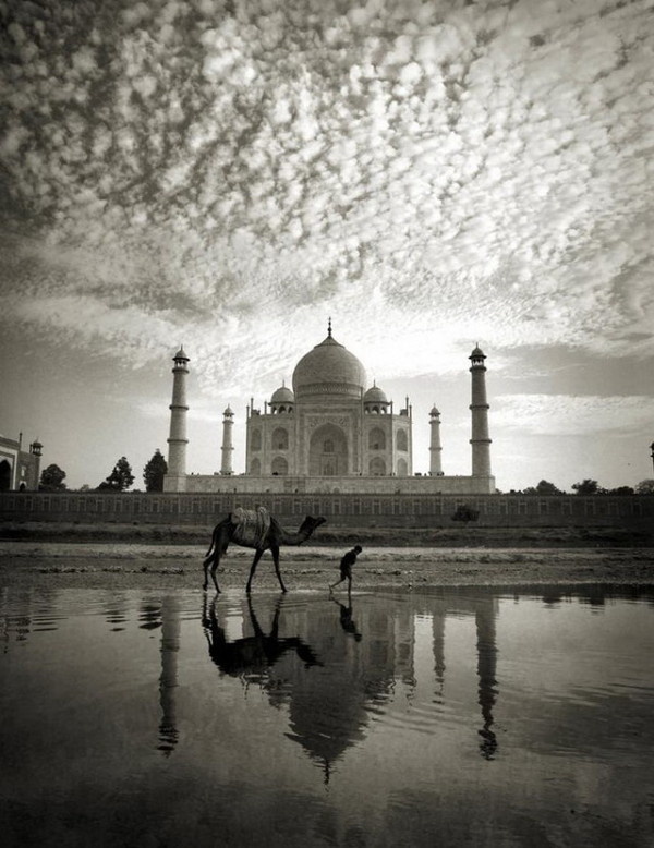 Black and White Photography by Andreas H. Bitesnich #inspiration #white #black #photography #and