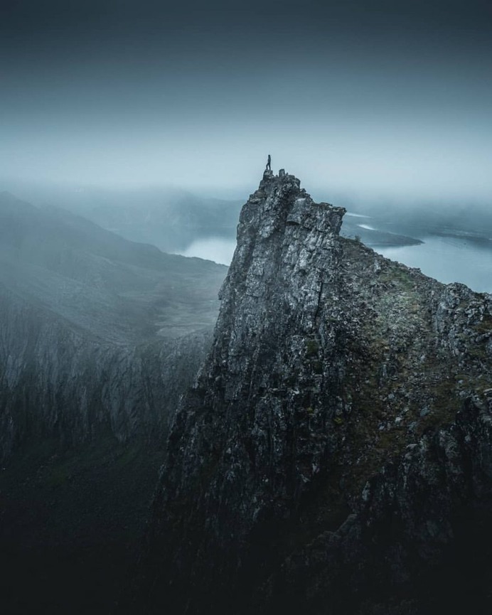 Wonderful Landscapes of The Lofoten Islands by Kim Jenssen