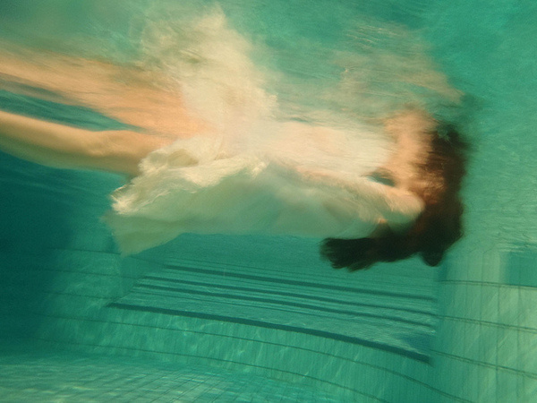Ophelia #woman #wet #underwater #ophelia #photography #dreamy #dress #raven