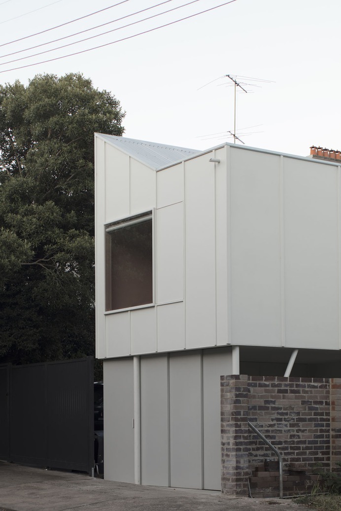 Erskineville Creature by Retallack Thompson