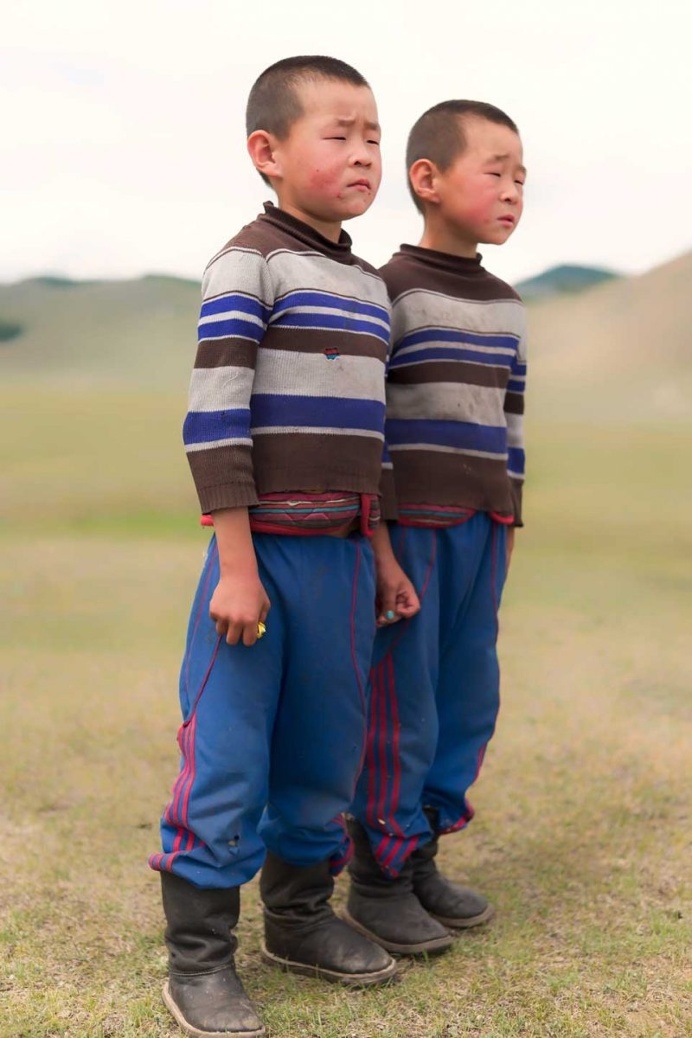 Red Hero 3: Paul Cox Captures Life In Mongolia's Impoverished Suburbs