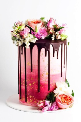 11 Amazing Wedding Cake Designers We Totally Love - cakes,cake images,cake photography,cake photography ideas,cakes,cakes images,cakes recipes,designer cakes,dessert,desserts