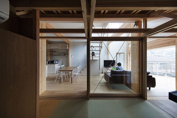 House in Toriemi-machi by siinari