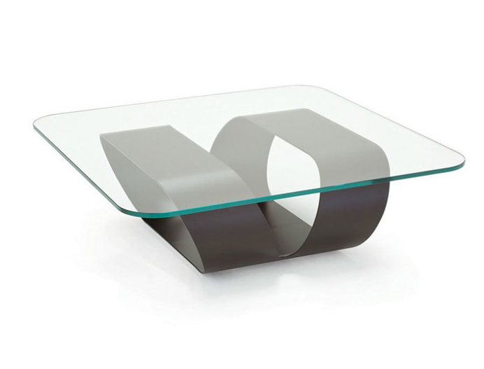 Ring table by Gianluigi Landoni