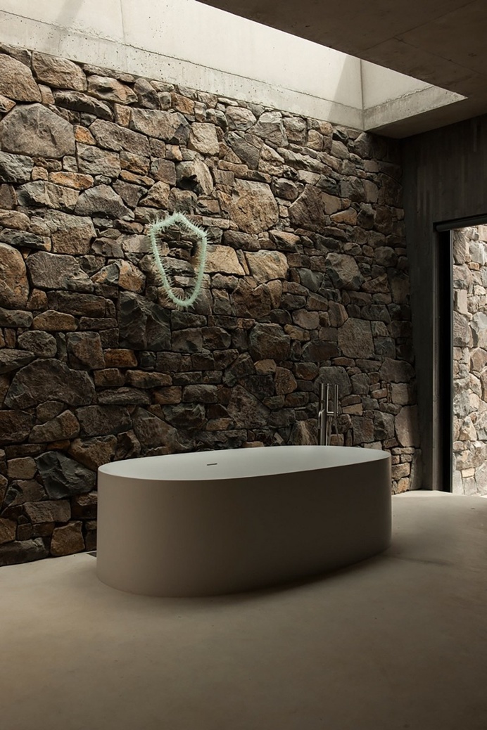 Seascape House – A Romantic Beachside Cottage