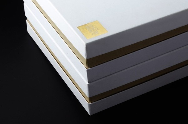 Press kit #packaging #beautiful #design #graphic