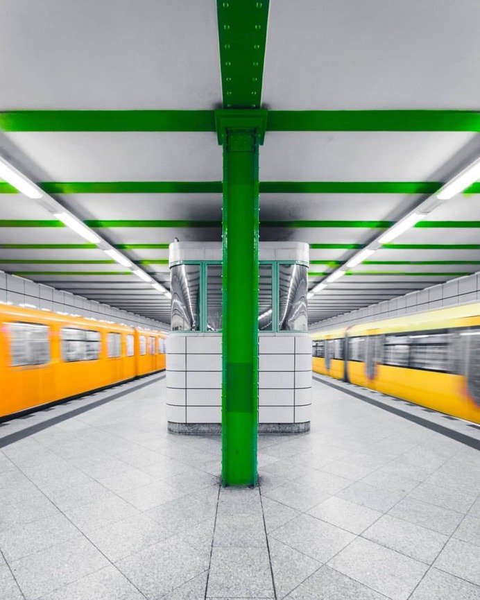 Minimalist Architecture and Street Photography by Matthias Leidinger
