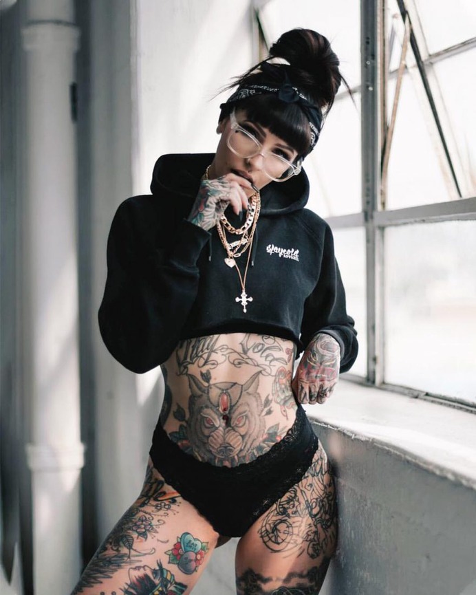 Moody Street Style and Glamour Photography by Cesar Angelo