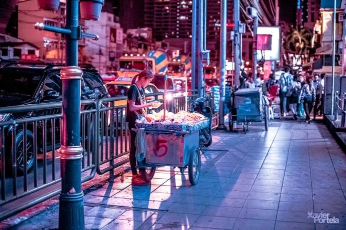 Bangkok Glow: Neon Street Photography by Xavier Portela