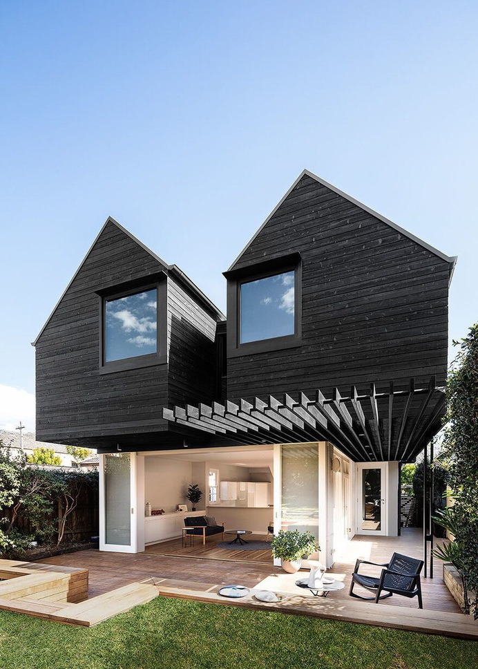 Naremburn Twin Peaks House / Benn & Penna Architecture