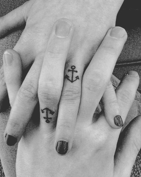 tumblr_m92r60DNGp1r1ig1oo1_500.jpg (imagen JPEG, 480 × 604 píxeles) #anchor #tattoo #love #hands