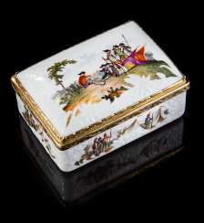 Fine Porcelain Tabattiere #Sets #Teasets #Porcelainsets #Antiqueplates #Plates #Wallplates #Figures #Porcelainfigurines #porcelain