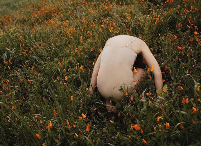 Dreamlike and Conceptual Portrait Photography by Alex Stoddard