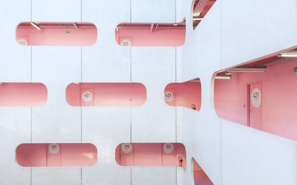 Photography by Ludwig Favre (12)
