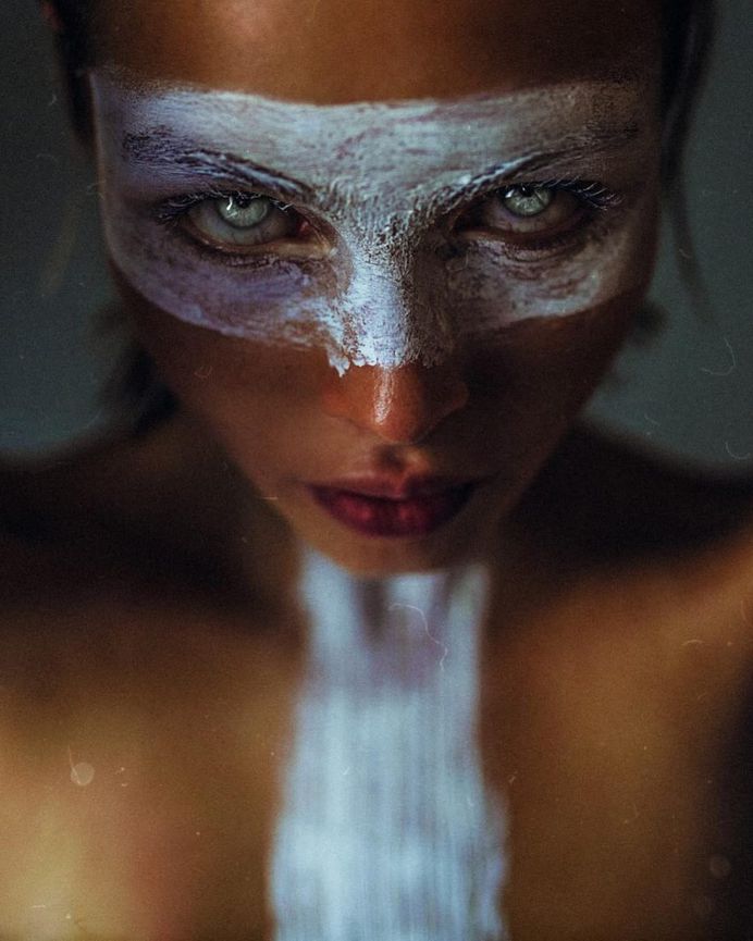 Glamour and Dark Beauty Photography by Haris Nukem