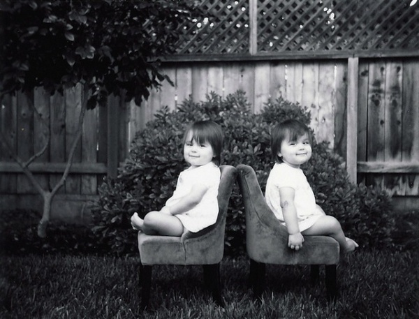 Twin Daughters by Geoff Black #inspiration #photography #portrait