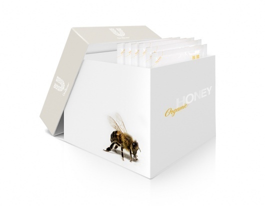 HoneyÂ Organic - TheDieline.com - Package Design Blog #modern #packaging #design #minimal #honey #typography