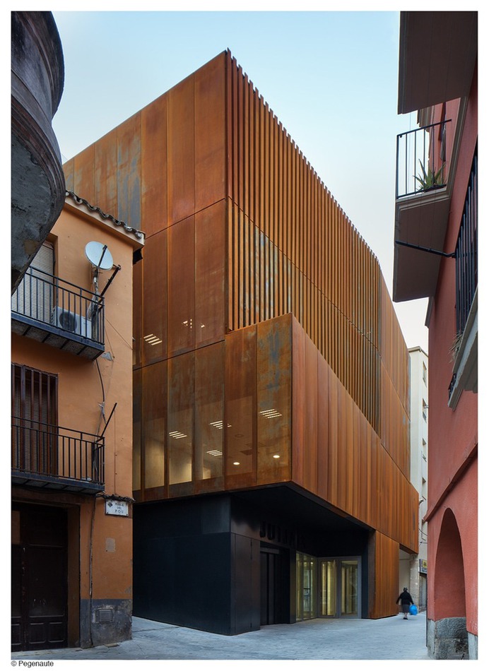 Balaguer Courthouse / Arquitecturia