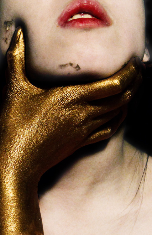 #hand#gold#photography