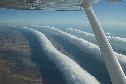 image005.jpg (JPEG Image, 420x280 pixels) #magnetic #plane #field #cloud