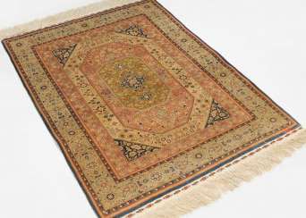 Hereke-Silk