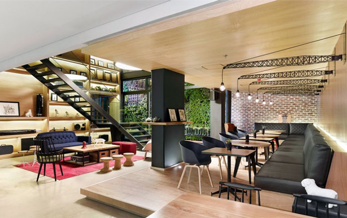 Chic Hotel by plan:B Arquitectos