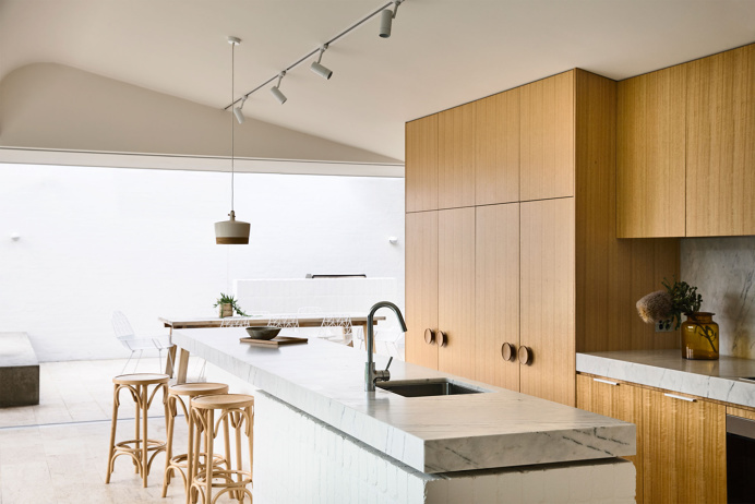 Maitland House by Kennedy Nolan