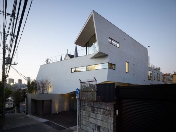 N House by Takato Tamagami Architectural Design