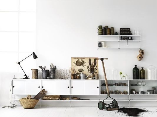 Lotta Agaton: More string.. #interior #shelfs #string #design #decor #deco #decoration