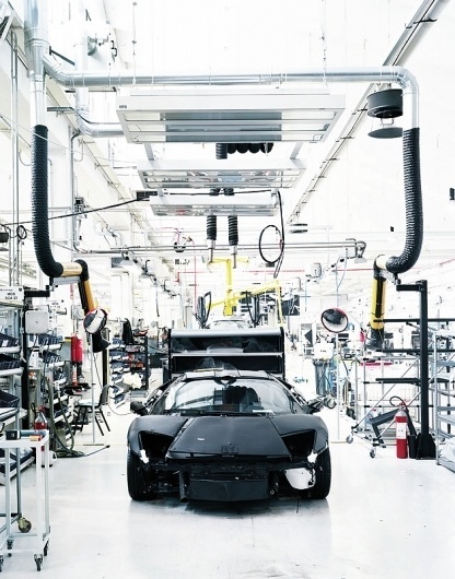 Machines : Adrian Gaut #build #lamborghini #factory #murcielago #production