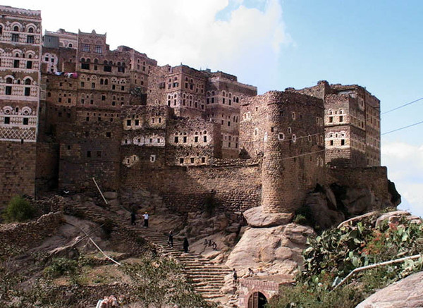 Dark Roasted Blend: The Most Alien Looking Place on Earth #yemen #al #architecture #hajarah #urbanism