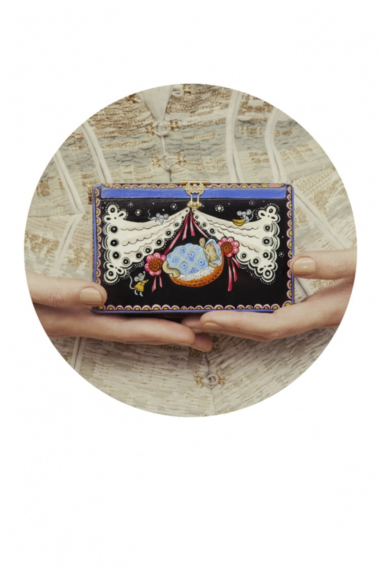 Ulyana Sergeenko HC S'13 look book #bag #illustration #chest #vintage