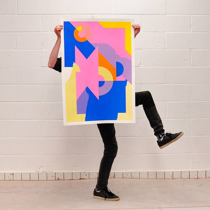 F R E E Z E ! #poster screenprinted in 3 colors on #olinpaper by #antalis wearing @toykyo socks #screenprinting #screenprint #printmaking #printisnotdead #printmakers #silkscreen #printstudio #printspotters #serigraphy #print #design #diy #printart #screenprintinglife #printedmatter #print #design #diy #printart