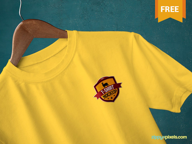 Round Neck T-Shirt Mockup PSD