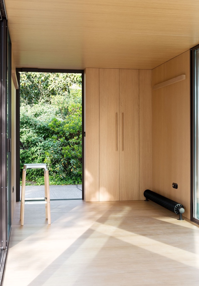 Kiosque is a minimalist space located in Paris, France, designed by Ronan & Erwan Bouroullec