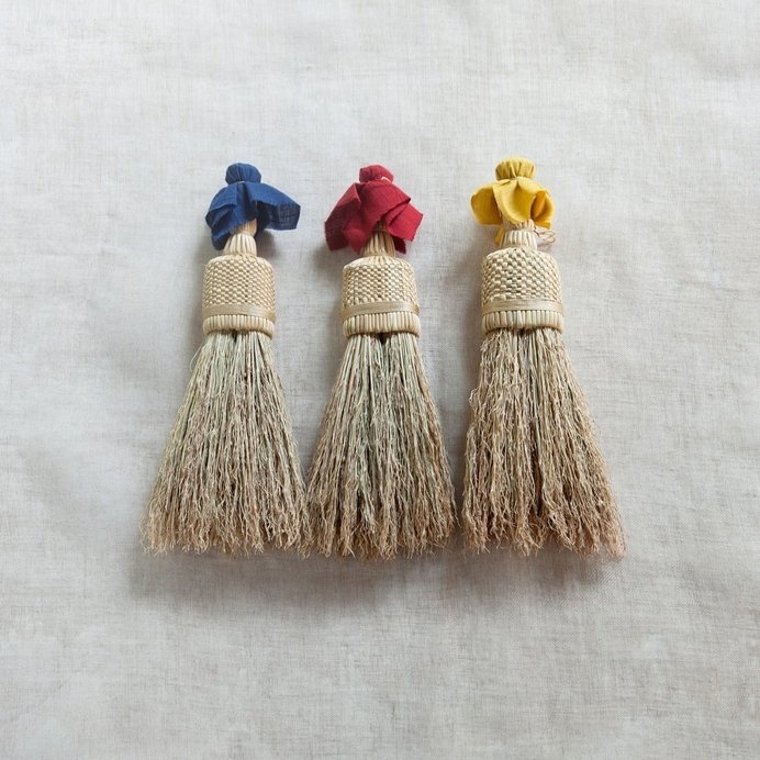 Use these natural Japanese houki grass brooms to clean up around your home. #modern #design #home #product #cleaning #industrial #grassbroom #style