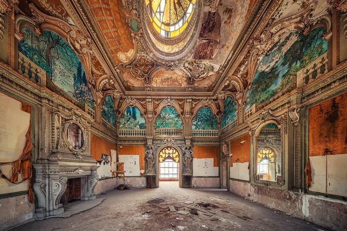 Abandoned Europe: Stunning Urbex Photography by Matthias Haker