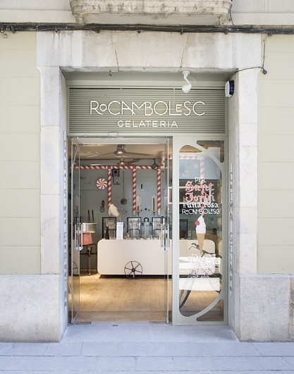 Rocambolesc Gelateria, Girona | We Heart; Lifestyle & Design Magazine #gelatto #retro #vintage