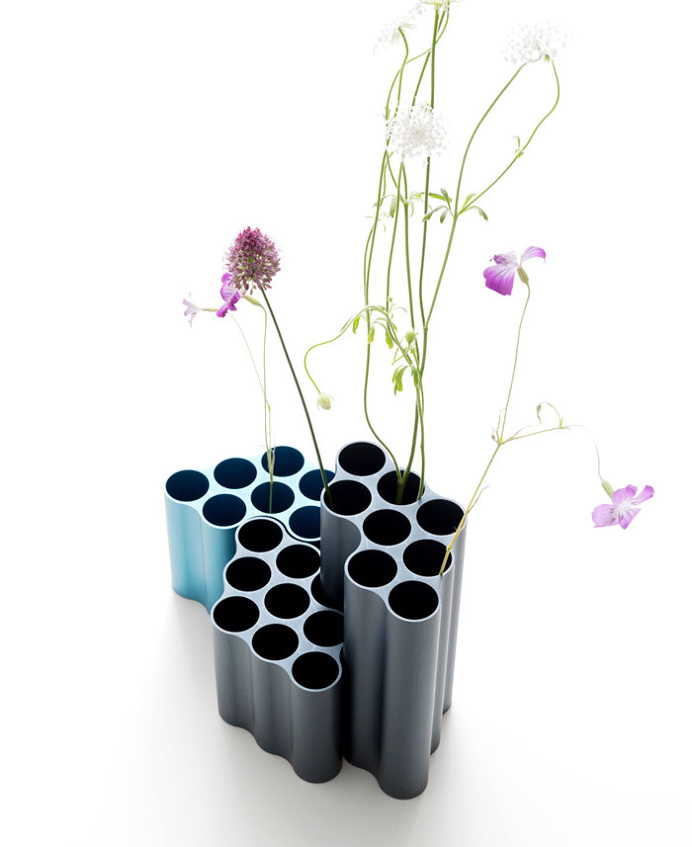 Nuage Cloud Vases by Bouroullec Brothers