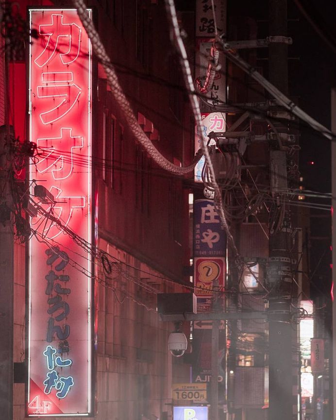 Stunning Cyberpunk and Futuristic Street Photography by Adrian Martinez