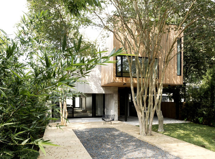 Concrete Box House - InteriorZine
