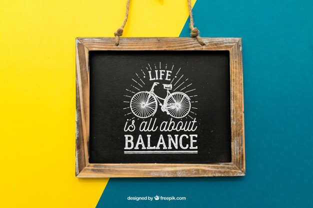 Slate with quote on yellow and blue background Free Psd. See more inspiration related to Background, Mockup, Blue, Quote, Yellow, Chalkboard, Mock up, Clean, Decorative, Up, Slate, Composition and Mock on Freepik.