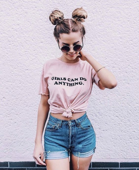 Poses that you must combine with your best outfit