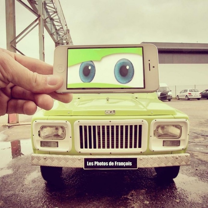 Instagram Art: François Dourlen Juxtaposes Pop Culture Characters Into Real-Life