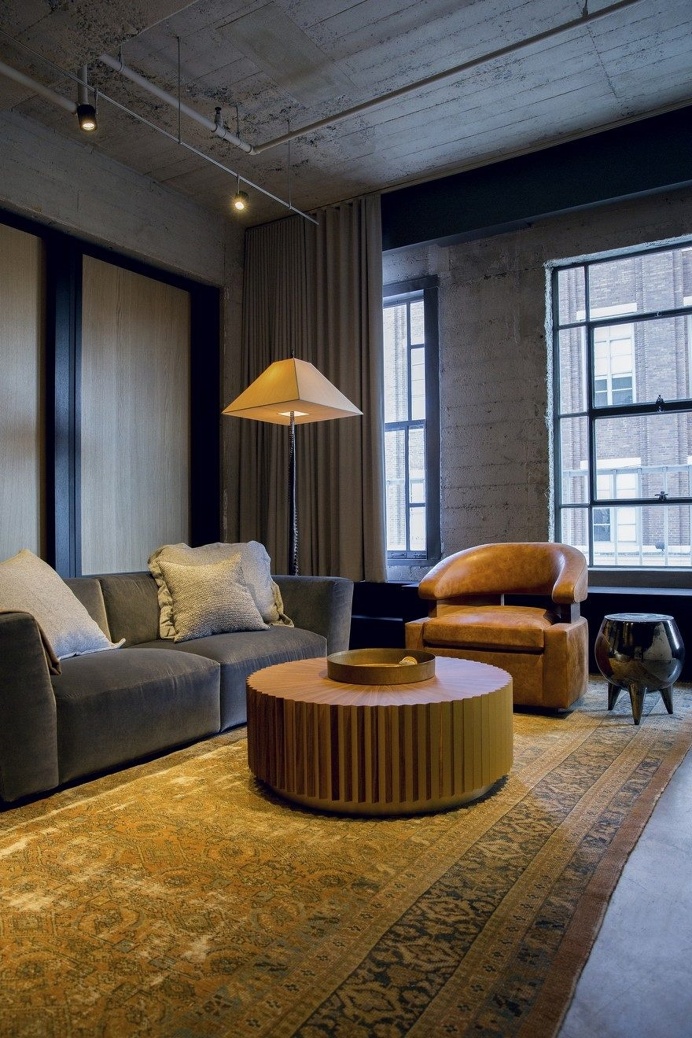 Amazing Transformation of a 1924 Los Angeles Warehouse 12