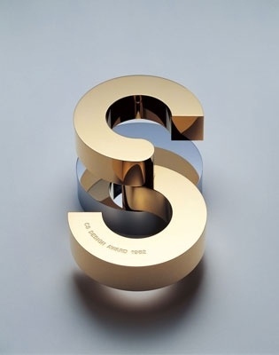 0019-3_trophy_cs.jpg 315×400 pixels #type #3d