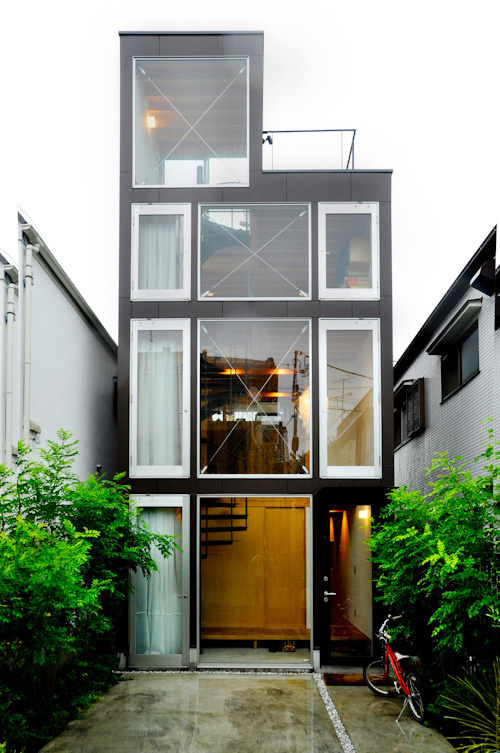 "Some of taste" familiar but the space in the cylindrical space where old materials suits